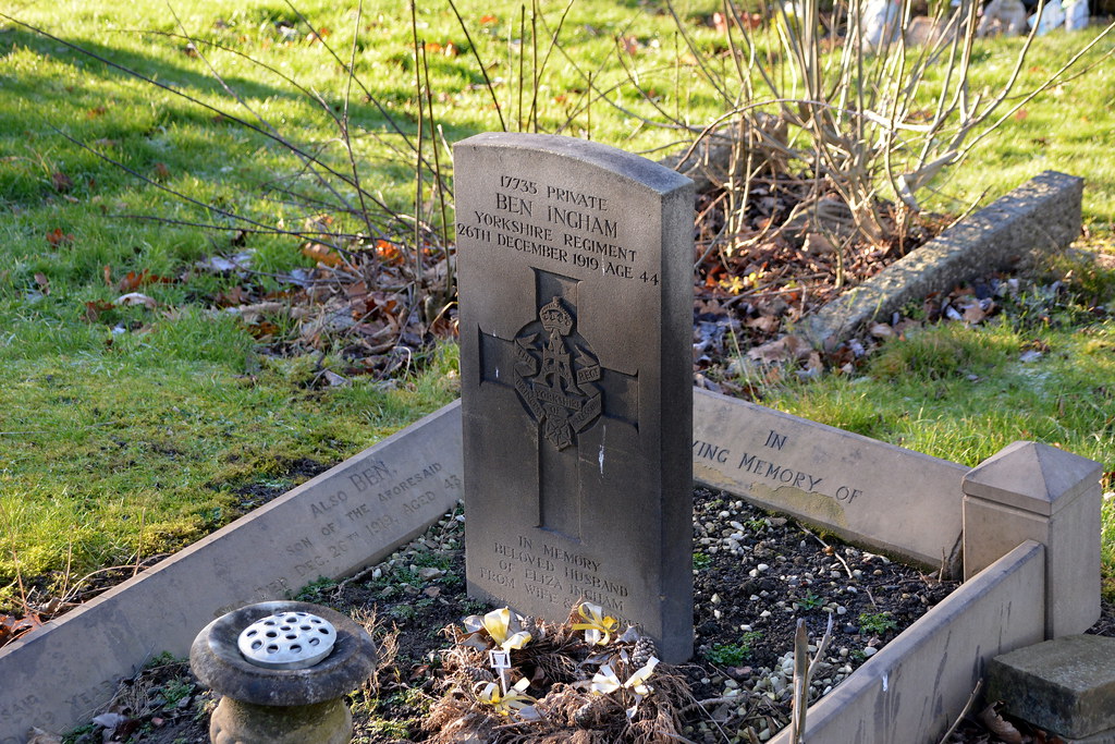 Cemetery Farnley The cemetery on Tong Road in Farnley open… Flickr
