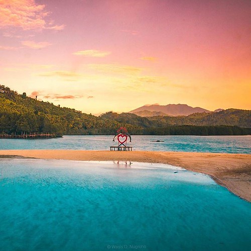 IndonesiaBaGus25 WisWayahe alam Indonesia dipublikasika… Flickr