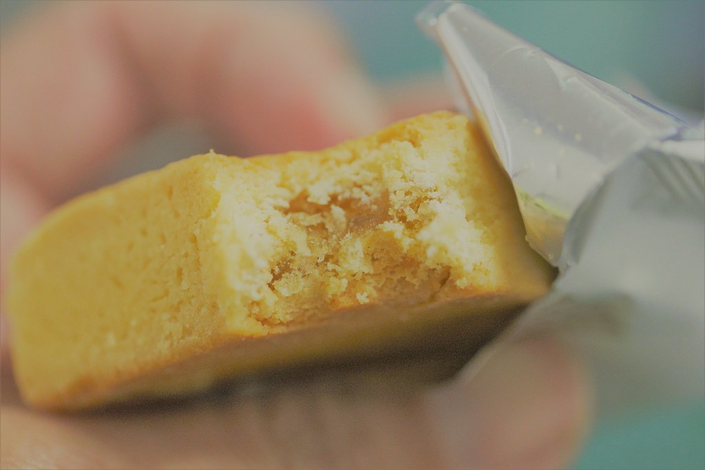 pineapple cake In Taiwan, the word for “pineapple” sounds … Flickr