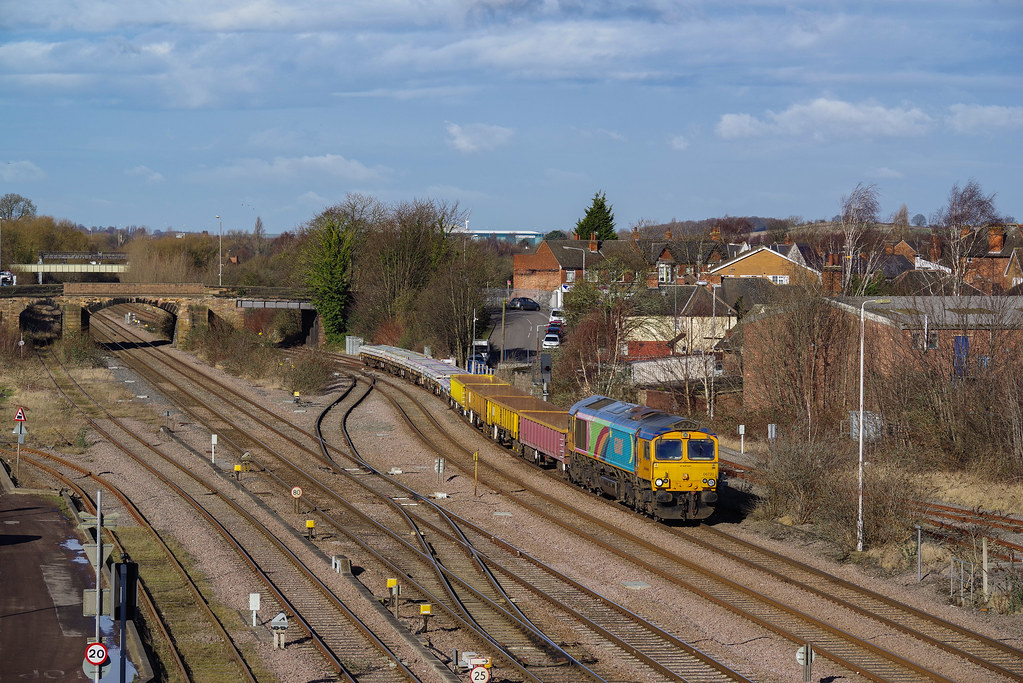66720 At Sandiacre. 01/02/2018 66720 heads the Doncaster U… Flickr