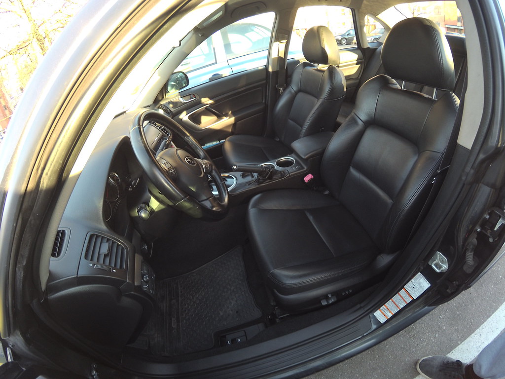 Subaru Legacy leather seats Subaru Legacy original leather… Flickr