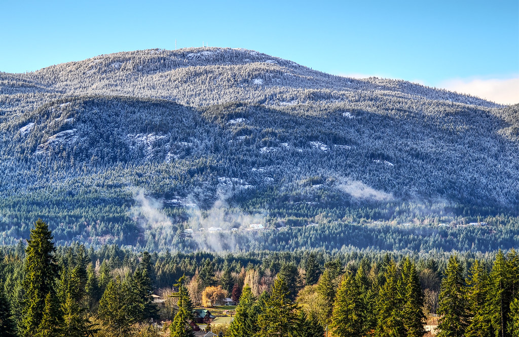 Mount Benson from Northfield Nanaimo, BC Leonel Richard Flickr