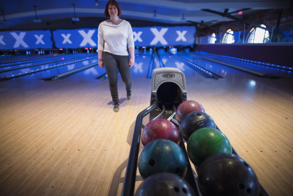 Beers & Bowling! Boston Photo by Jonmikel JM & K2 Flickr