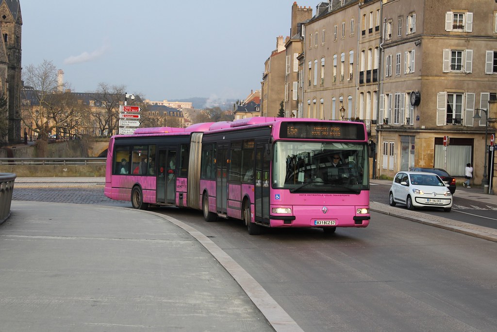 Metz Irisbus Agora L N° 0444 TAMM rue de la garede 201802… Flickr