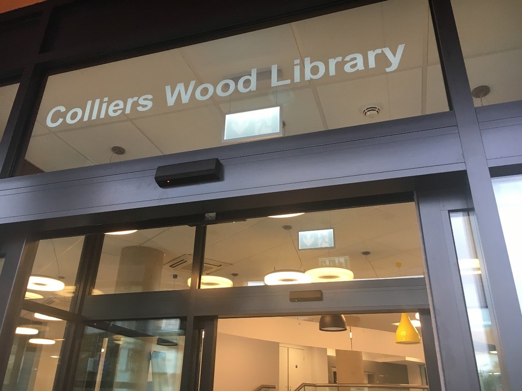Colliers Wood Library Front Entrance Entrance to Colliers … Flickr