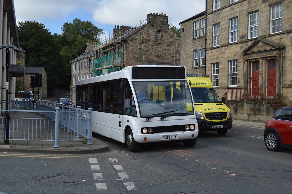 Kirkby Lonsdale Coach Hire, Morecambe, YJ58CDV, Optare Sol… Flickr