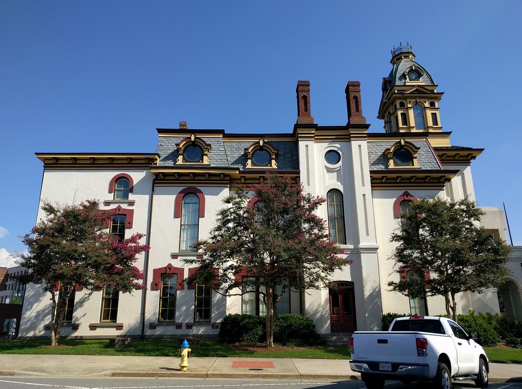 Cabarrus County Courthouse The Cabarrus County Courthouse … Flickr(06)