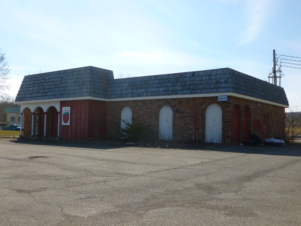 former L&K Restaurant & Motel, Koogle Rd, Mansfield, OH (3… Flickr