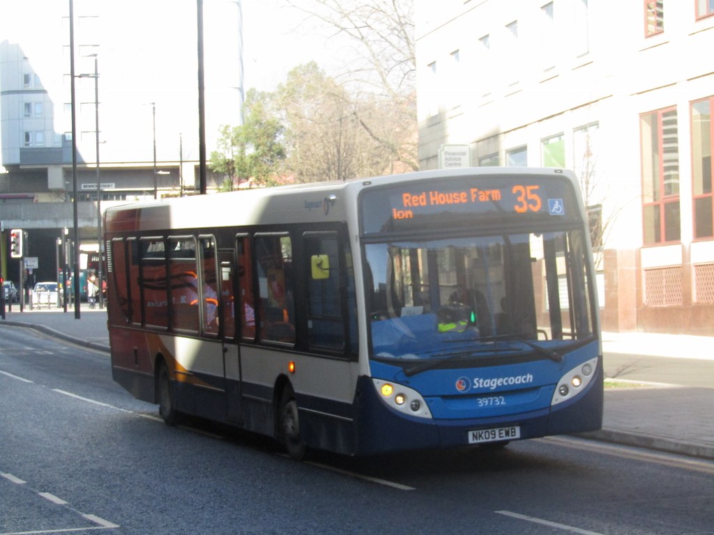 Stagecoach North East 39732 NK09EWB John Dobson St, Newcas… Flickr