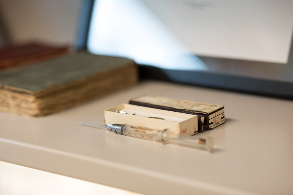 Dr. Andrew Cowan SCCA photos by Kris Krüg kris krüg Flickr