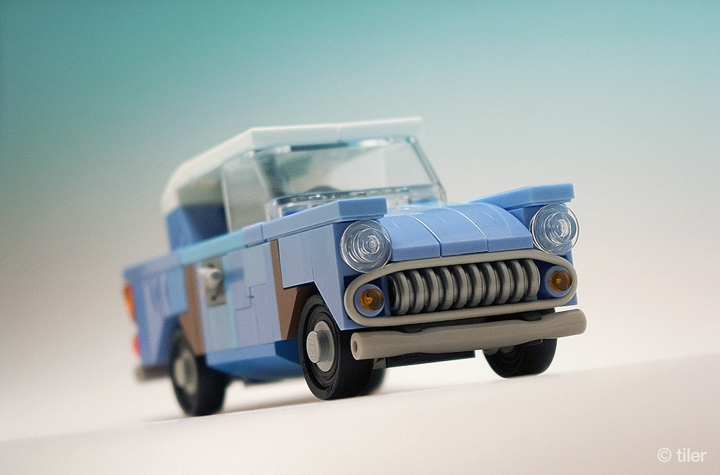 Harry Potter flying Ford Anglia 105E (junk version) _02 Flickr