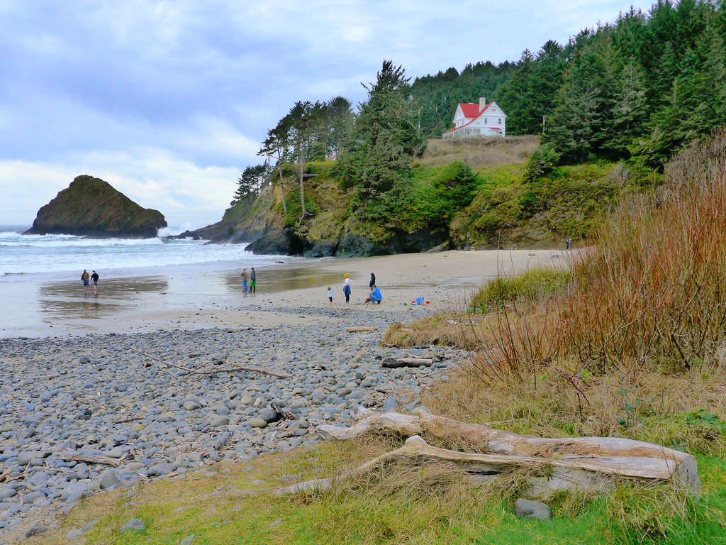 Heceta Head Lighthouse State Scenic Viewpoint Heceta Head … Flickr