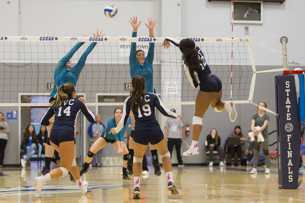 2017 CCCAA Women's Volleyball State Championships Quarte… Flickr