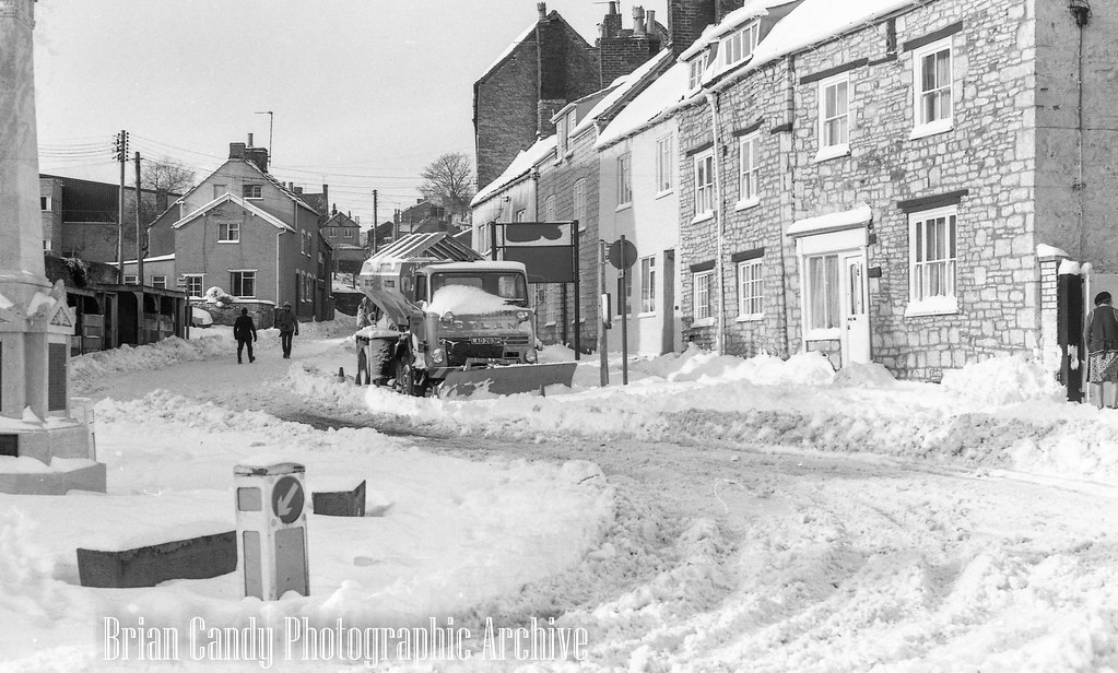 WottonunderEdge snow Snowy winter weather, 1980s. Flickr