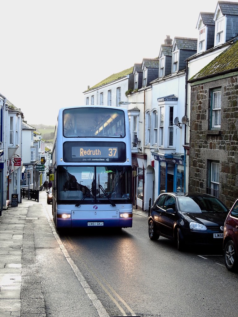 First Kernow Bus, Wendron Street, Helston, Cornwall 20 Jan… Flickr