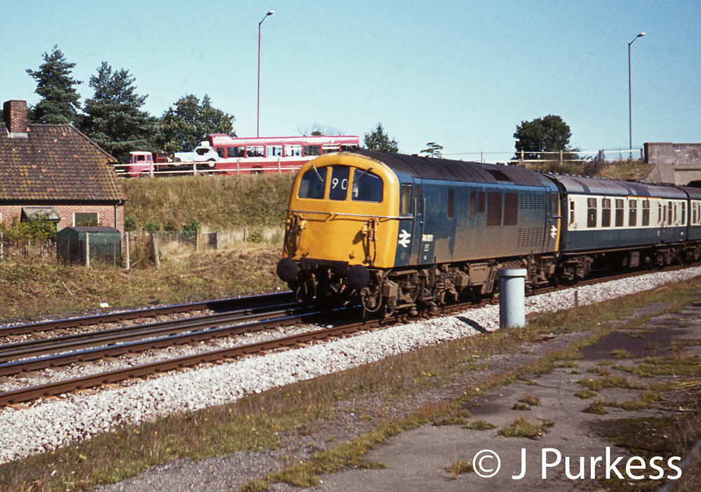 74001 Lyndhurst Road 1970s 74001 at Lyndhurst Road with th… Flickr