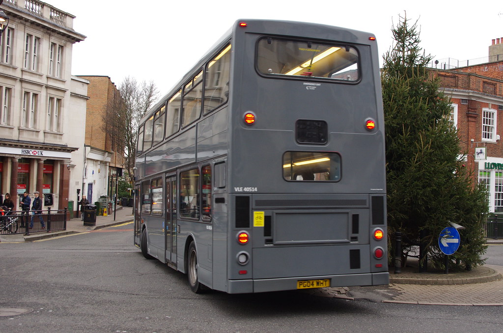 IMGP7130 Kingston University Buses at Surbiton Friday 12 J… Flickr