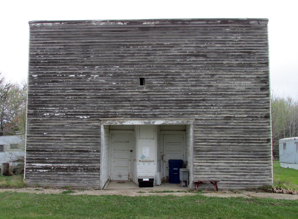 Abandoned Building Blunt, SD Blunt is a small town in Hu… Flickr
