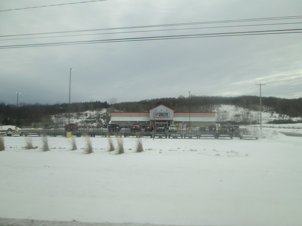Tractor Supply Cortland, NY. December 2016. … Flickr