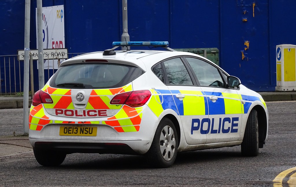 Bedfordshire Police OE13 NSU 999 Response Flickr