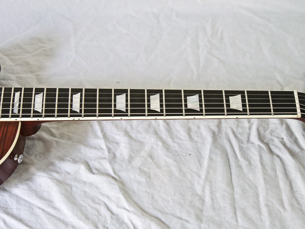 Eastman SB59v Antique Varnish left handed guitar. Eastman … Flickr