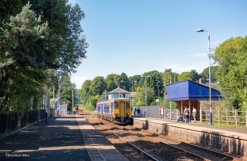 156443 Haydon Bridge Northern 156443 pauses at Haydon Brid… Flickr