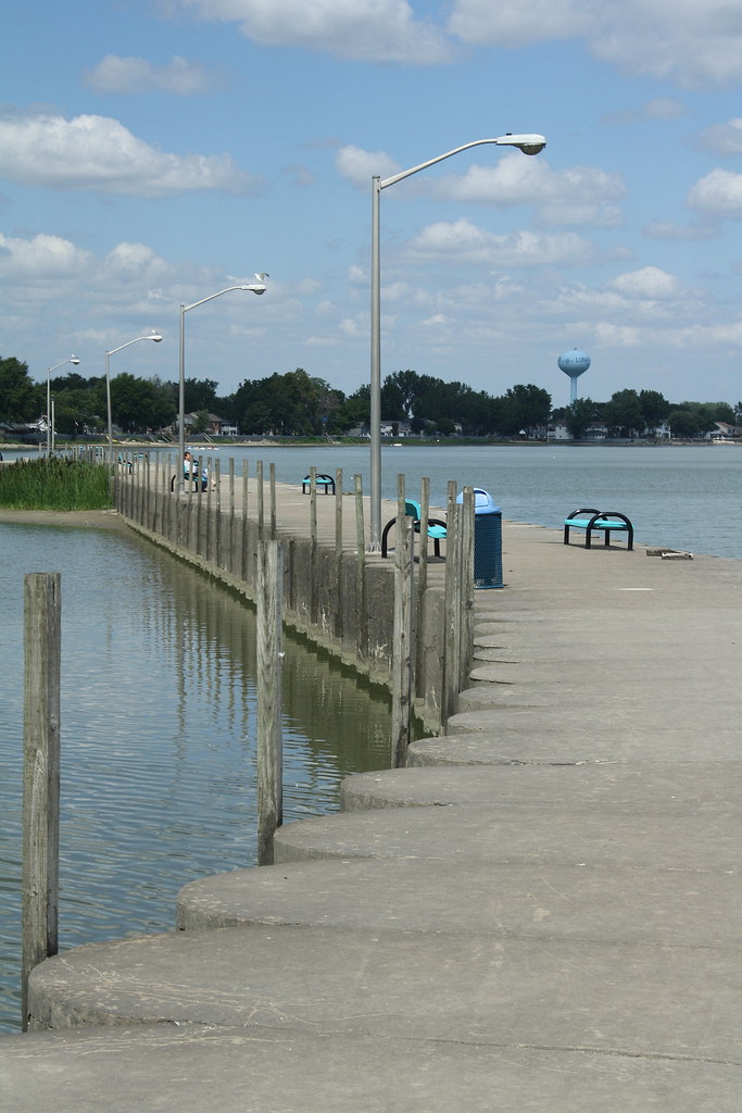 Luna Pier From my archives The Clyde R. Evans Municipal P… Flickr