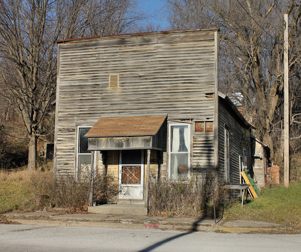 Commercial Building White Cloud, KS Constructed circa 19… Flickr