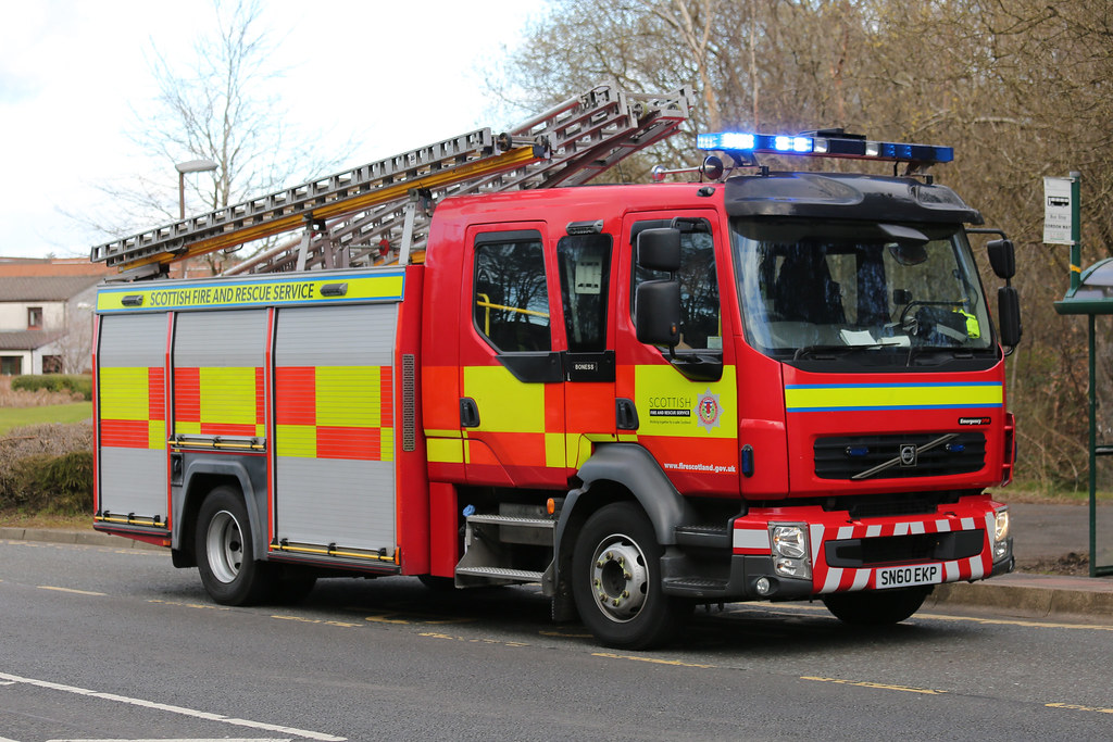 Volvo FL7 SN60 EKP (Bo'ness),Livingston.25.04.16.004 Flickr