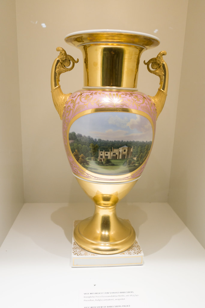 1835 handpainted antique vase Babelsberg, Germany, 2017 Flickr