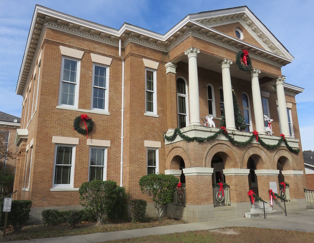 Perry County Courthouse (New Augusta, Mississippi) Flickr