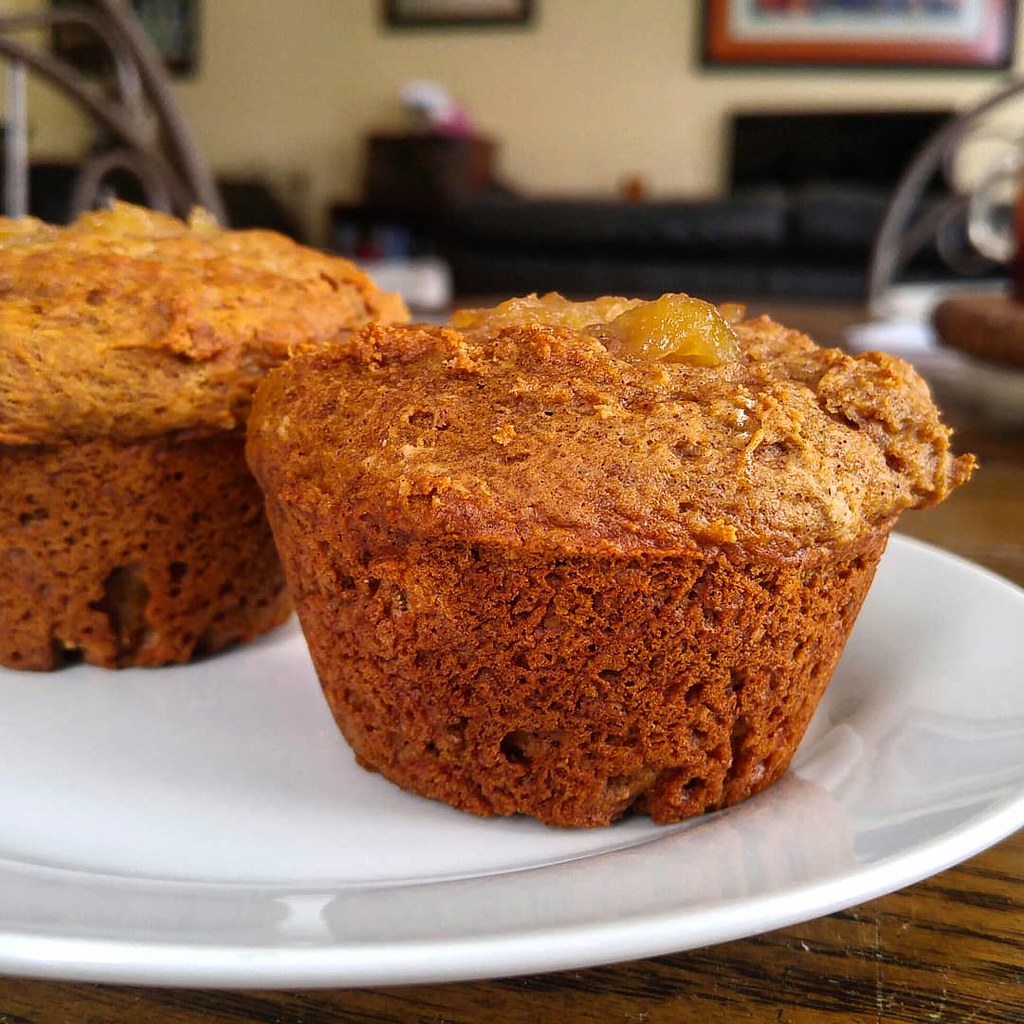Cinnamon Apple Pie Muffins These cinnamon kissed muffins a… Flickr