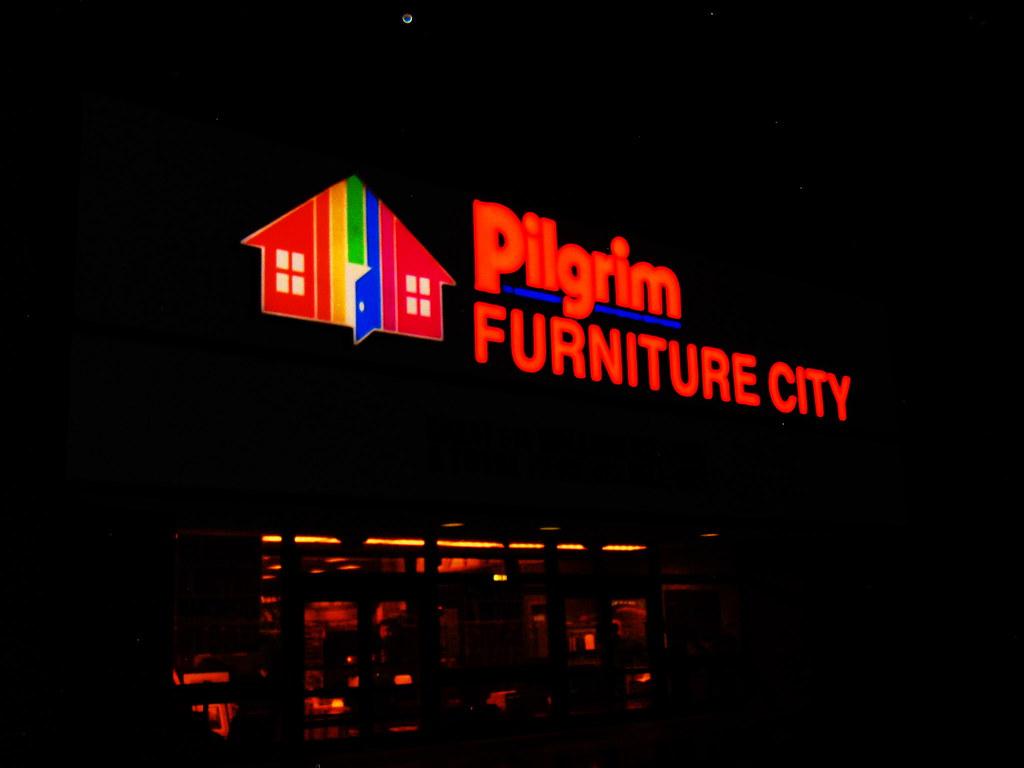 Pilgrim Furniture (Manchester, Connecticut) Pilgrim Furnit… Flickr