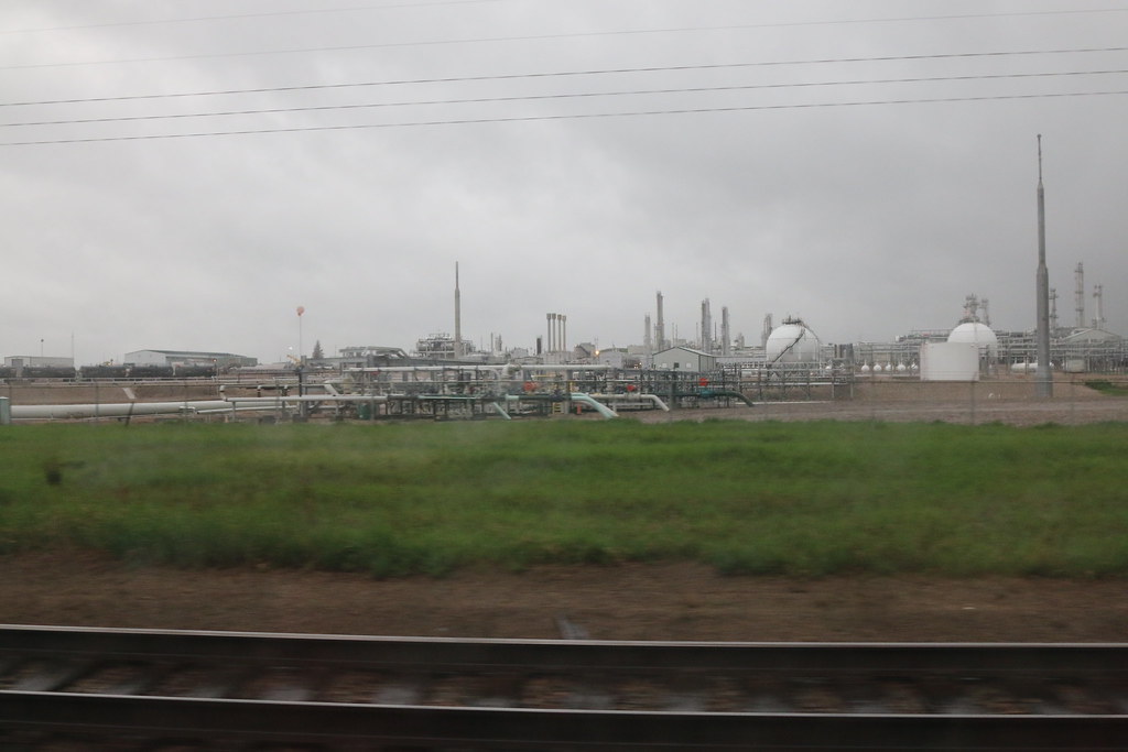 Tioga, ND Hess Corporation Tioga Gas Plant Pic 2 Andy Tucker Flickr