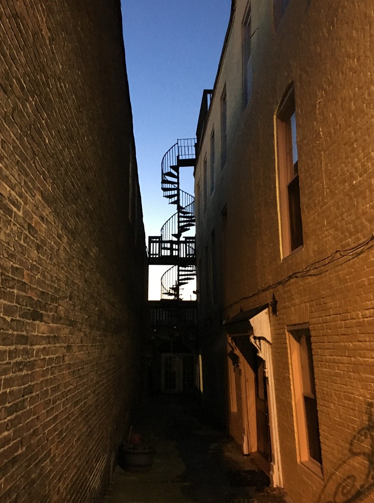 Upper Fells Point alley view shot through the gate below… Flickr