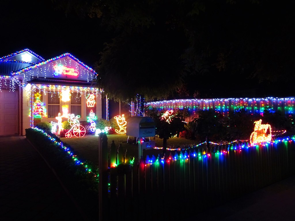 Adelaide. Lower Mitcham Christmas lights. denisbin Flickr