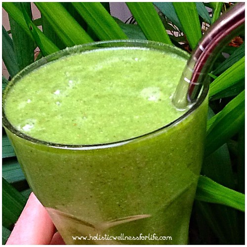 Morning green smoothie. Cos lettuce,plain coconut water, f… Flickr