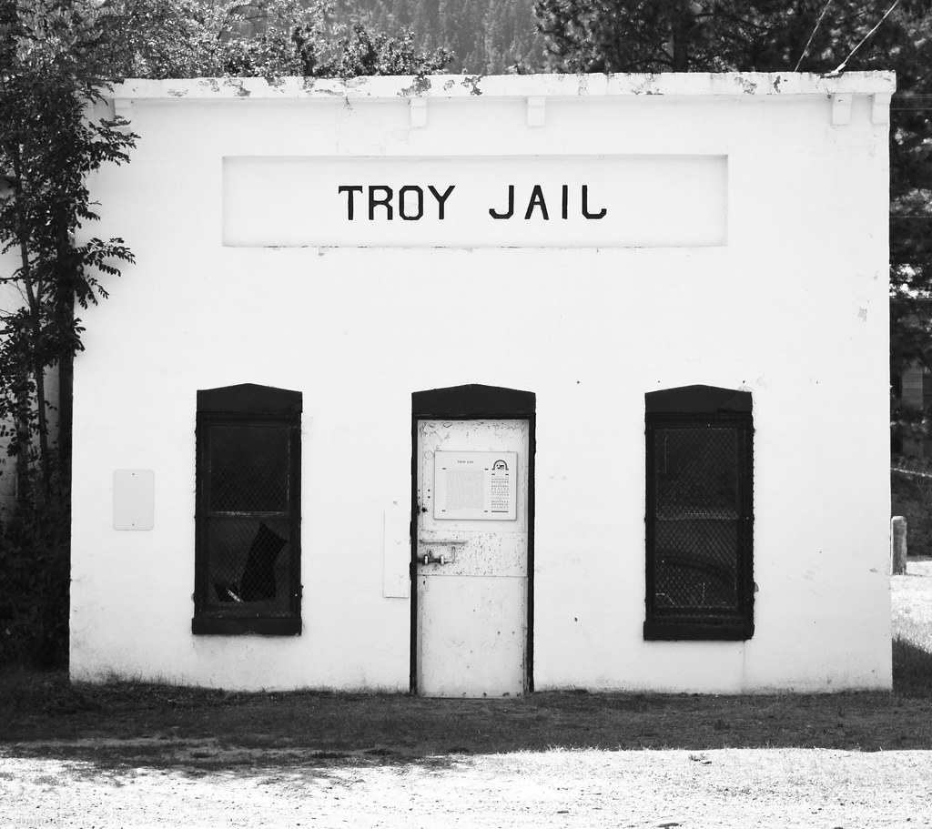 troy jail love how the L is just the J in reverse. cb photo Flickr