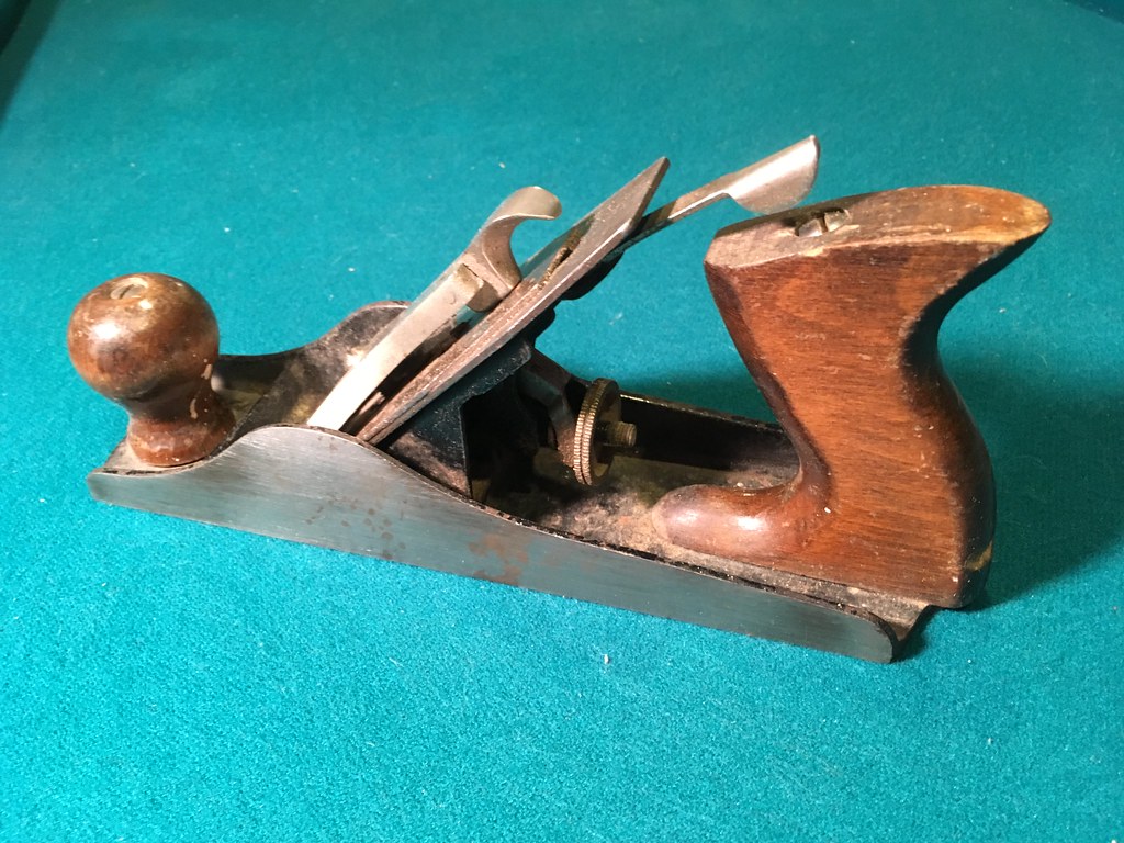 Bench Plane before Gary Cornillaud Flickr