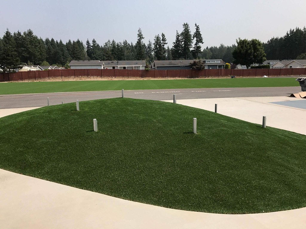 Playground in Yakima, Washington by ForeverLawn Puget Soun… Flickr
