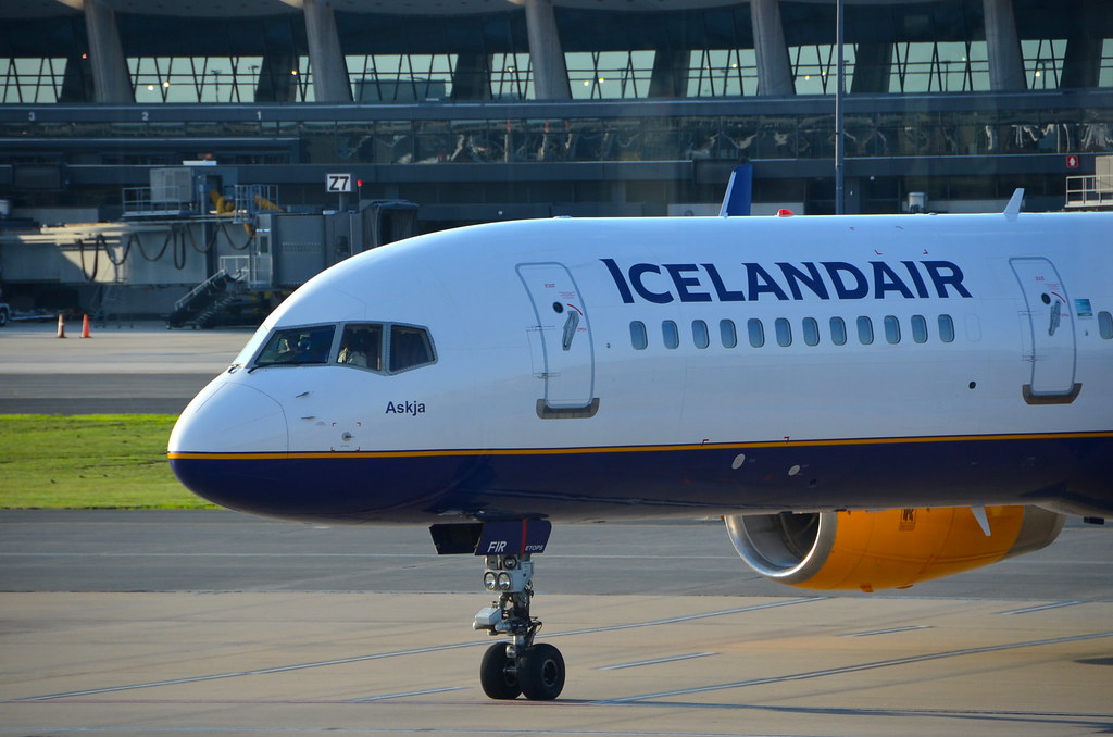 Icelandair Askja Icelandair Boeing 757200 (TFFIR, "Askja… Flickr