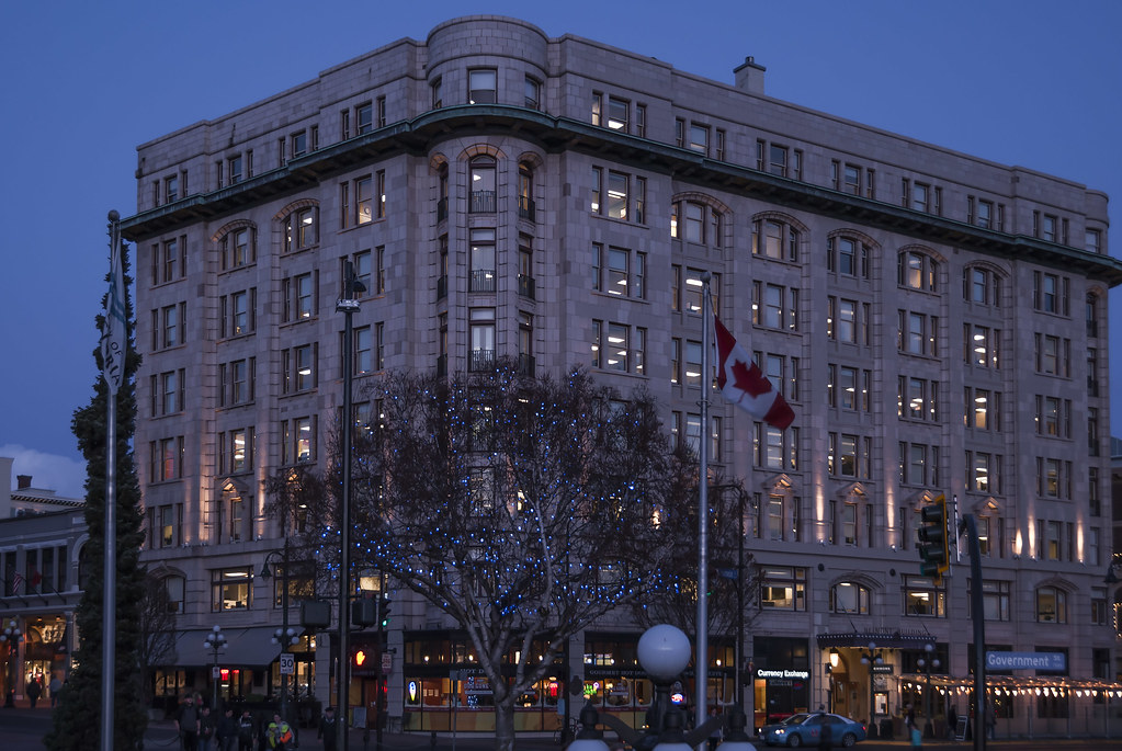 20171215_174042 The Belmont Building The Belmont Build… Flickr