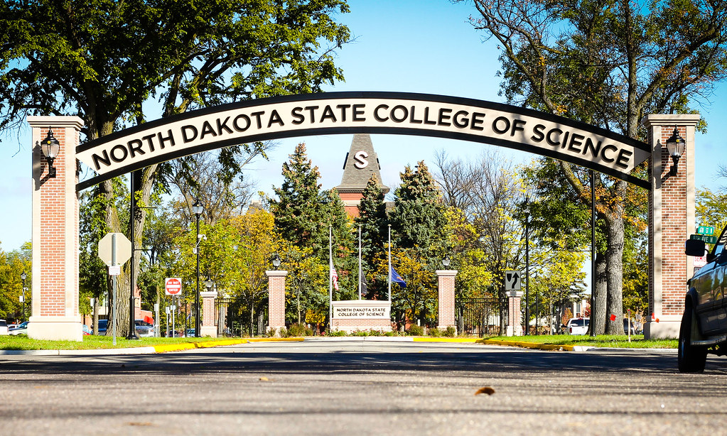 Arch Entrance North Dakota State College of Science North Dakota