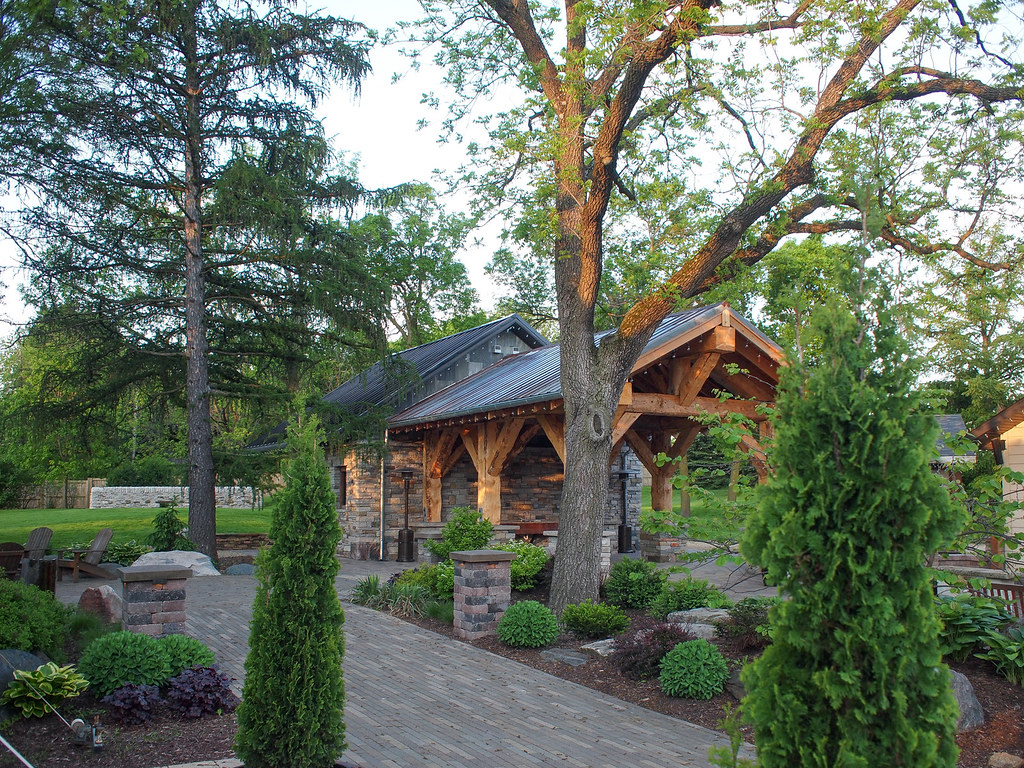 Ellie & Jeremiah at The Gardens of Castle Rock MN Spring… Flickr