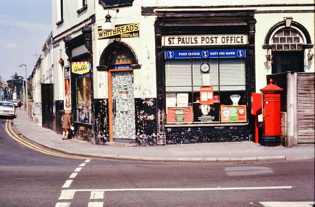 Lower High Street, Cheltenham hargreaves.david Flickr