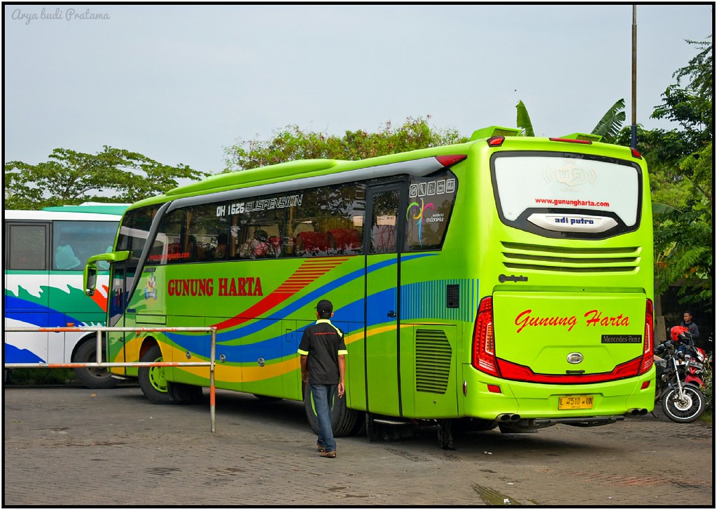 Gunung Harta MercedesBenz OH 1626 Air Suspension bismani… Flickr