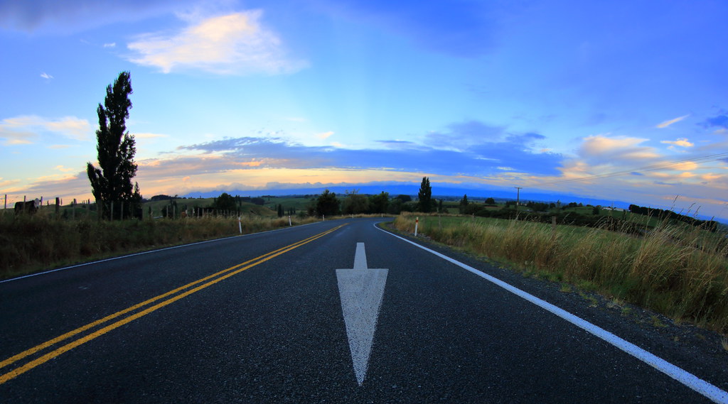 White Arrow. Buckland Road Matamata . ("Hobbiton") NZ . (E… Flickr
