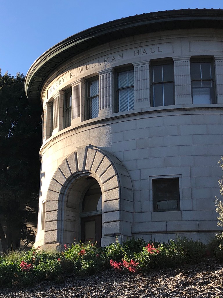 Afternoon UC, Berkeley, campus. Wellman Hall. Dr. Harry R.… Flickr