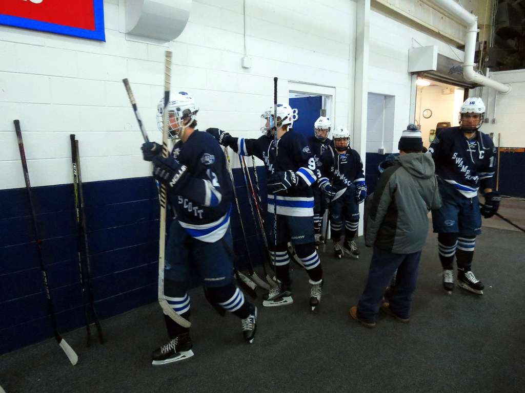 Swampscott Hockey vs HamiltonWenham (2018) Flickr
