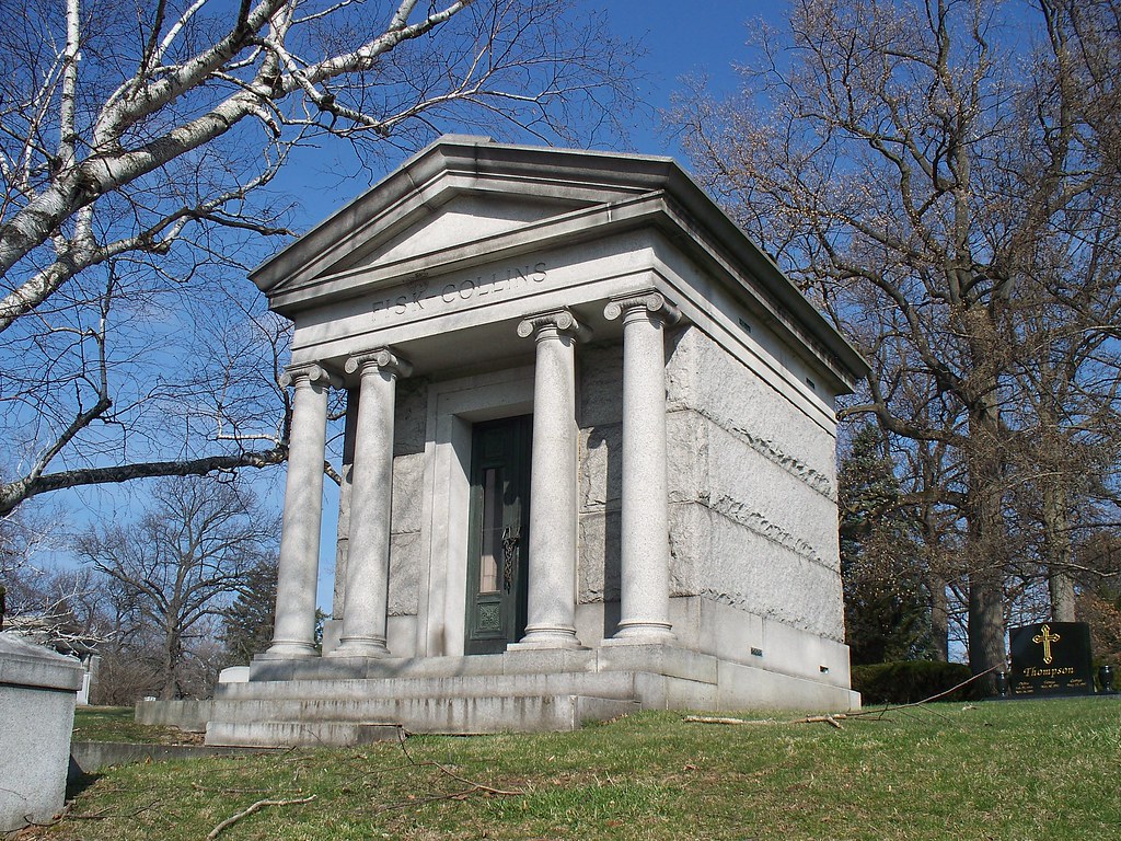 OH Toledo Woodlawn Cemetery 8 Mausoleum at Woodlawn Ceme… Flickr